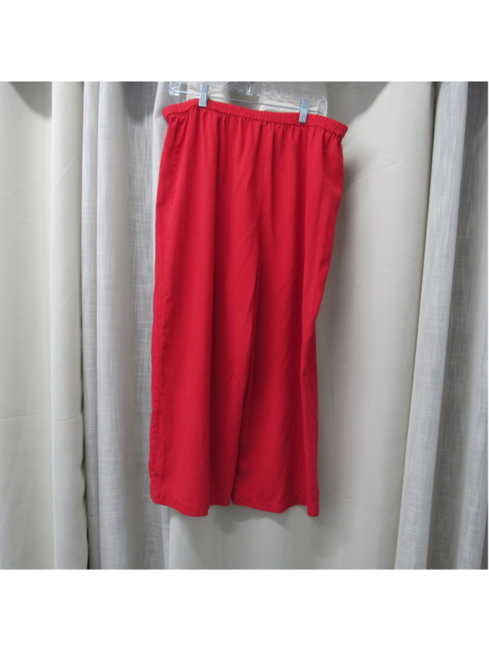 VTG Josephine Chaus Sport Red 100% Silk Wide Leg Cropped Pants Embroidered XL